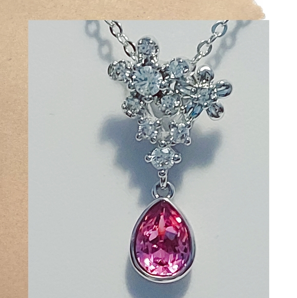Swarovski Crystal Pendant Necklace 16 ext. 18 in. - Picture 2 of 10